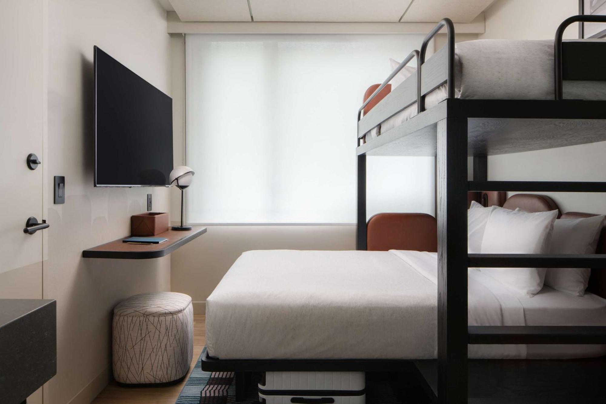 Hotel Motto By Hilton City Times Square New York